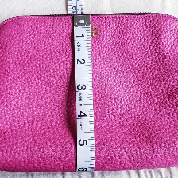 Tory Burch Kira Pebbled Leather Crossbody/Wallet - Picture 9 of 10